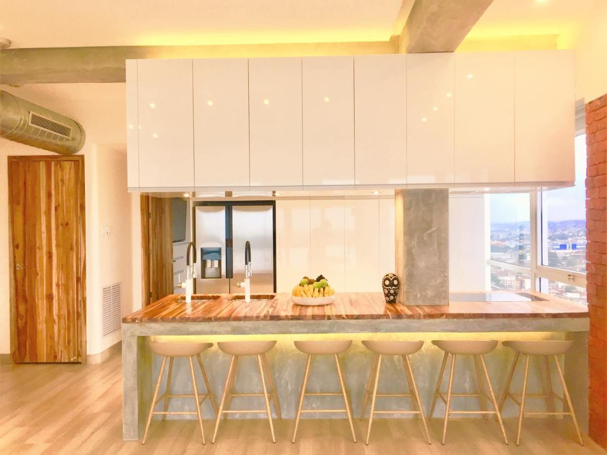 Luxury Apartment Heart Of Guayaquil Exterior photo
