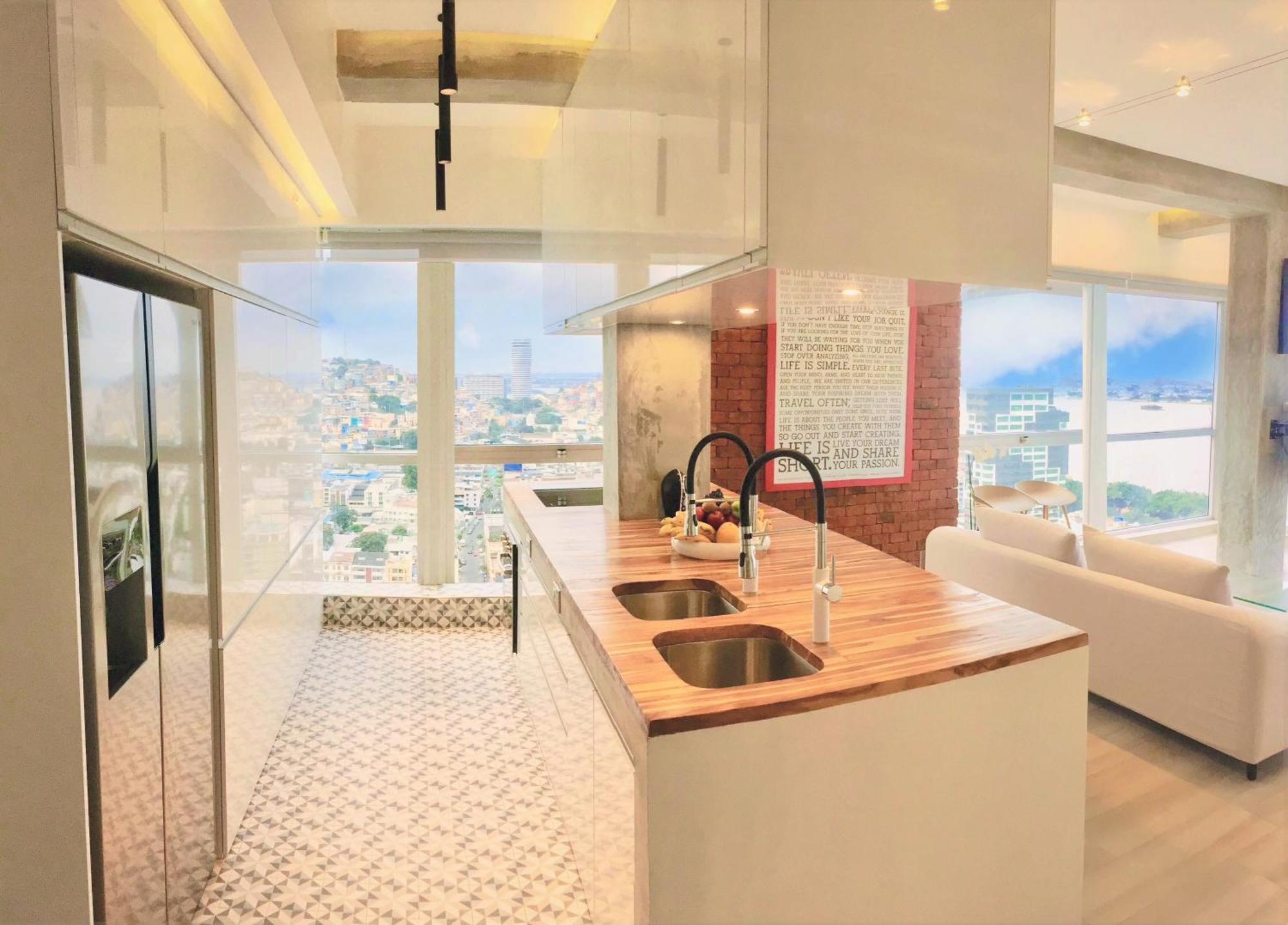 Luxury Apartment Heart Of Guayaquil Exterior photo